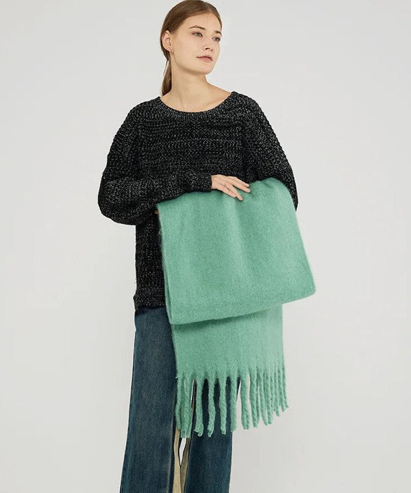 Luxuriöser schal – elegantes winteraccessoire für damen