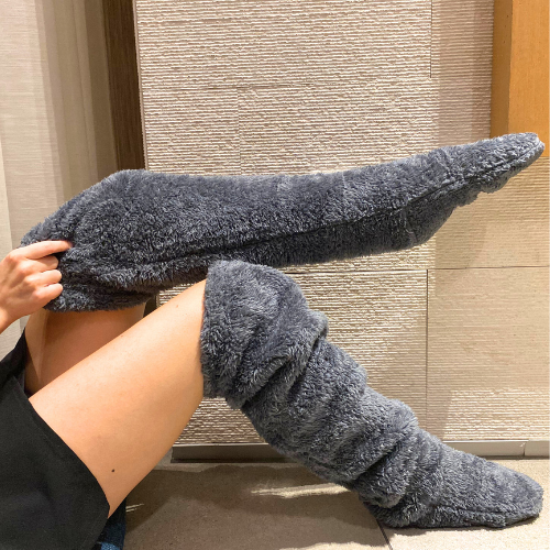 Flauschige beinwärmer - weiche und gemütliche damenmode