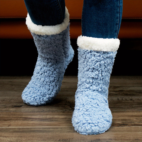 Flauschige socken - warme und einladende damen-fussbekleidung