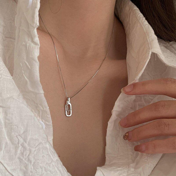 Kette mit verflochtenen Gliedern – eleganter Damenschmuck
