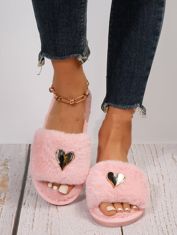 Flauschige Pantoffeln – Damen Hausschuhe mit Herzdetail und offenen Zehen