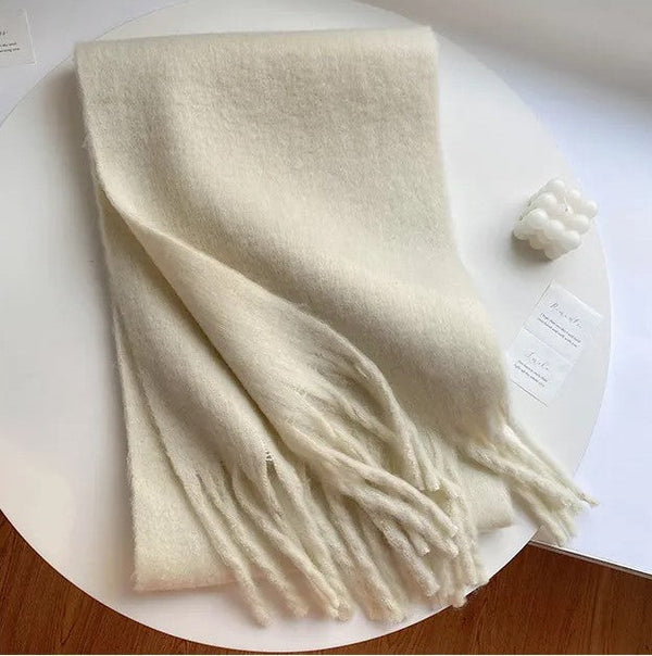 Luxuriöser schal – elegantes winteraccessoire für damen