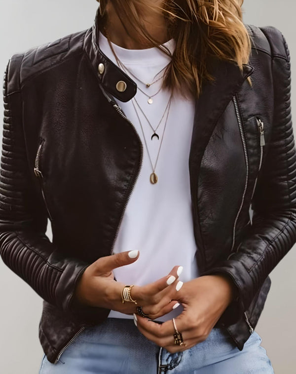 bikerjacke - taillierte schwarze damenjacke mit reissverschlussdetails