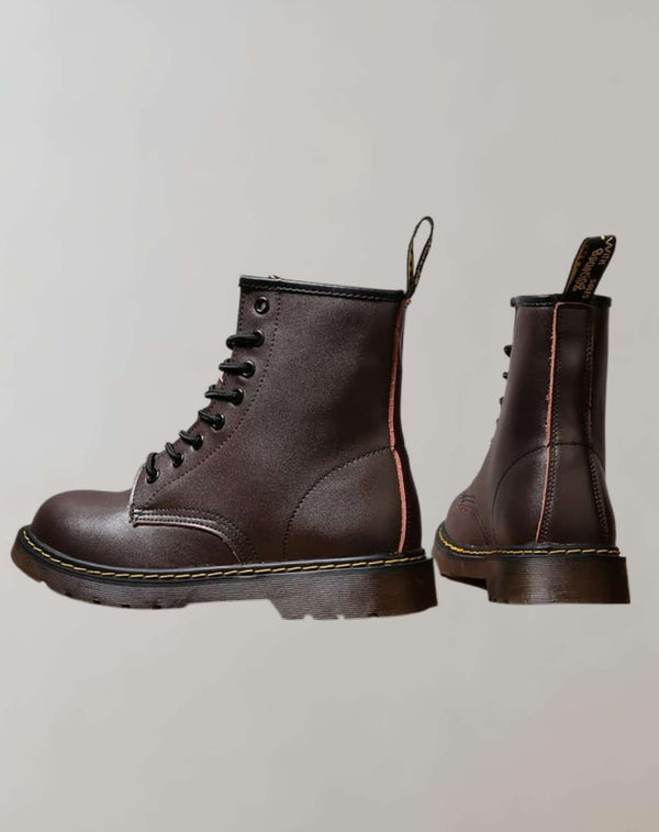 Stiefeletten aus Kunst – hochgeschnittene Damenschuhe