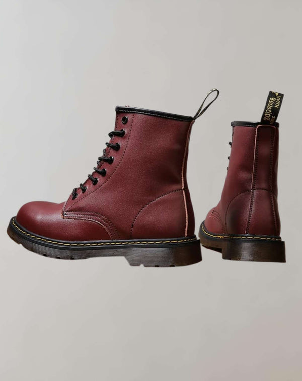 Stiefeletten aus Kunst – hochgeschnittene Damenschuhe