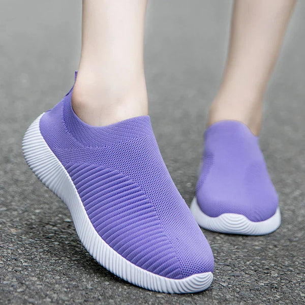 Slip-on sneakers – atmungsaktive damenschuhe für jeden tag