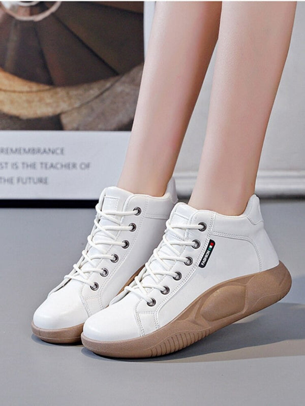 Hohe sneaker - stilvolle, gemütliche schuhe für frauen