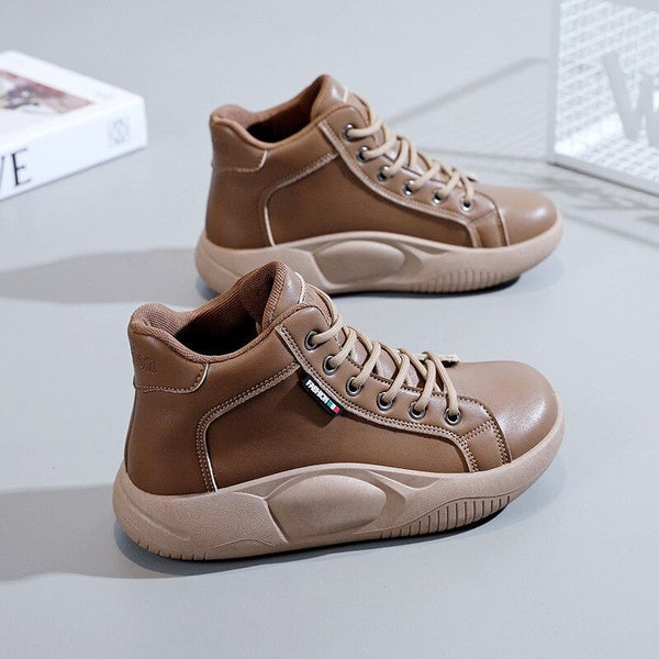 Hohe sneaker - stilvolle, gemütliche schuhe für frauen