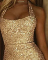 Glamouröses abendkleid - elegantes kleid mit auffälligem oberschenkel-schlitz