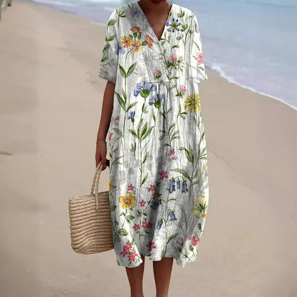 Blumenkleid für den sommer – elegante strandmode für frauen