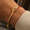 Bangle Armband – edles Knotendesign für Damen