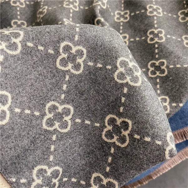 Luxuriöser poncho-schal - stilvoller damen-winterüberwurf