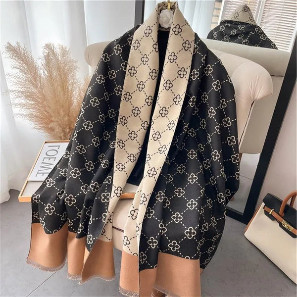 Luxuriöser poncho-schal - stilvoller damen-winterüberwurf