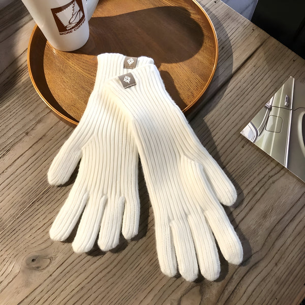 Gestrickti Winterhandschue – Damenhandschue für den täglichen Gebrauch