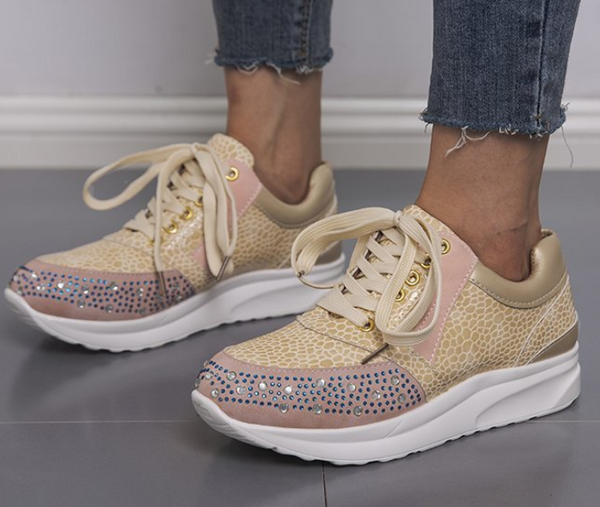 Damen sneaker – lässige schnürschuhe für den alltag