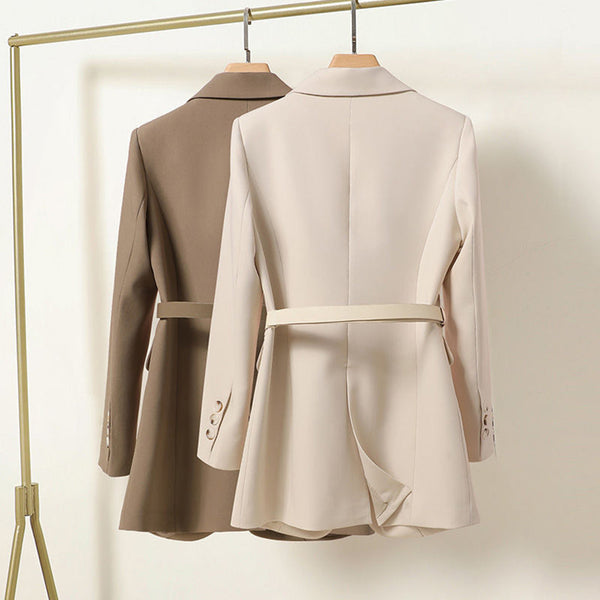 Dä gürtelsacket für frauen - elegant tailoriertes jacket für frauen