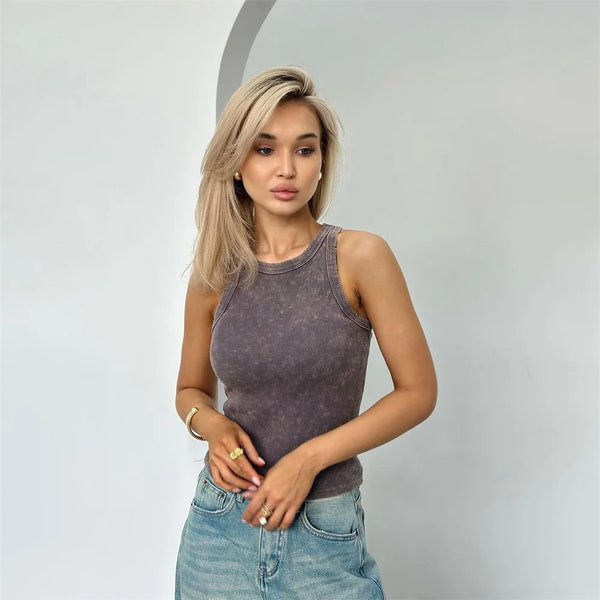 Dä lässigi tanktop für frauen – ribbeliger stil für dä tägliche look