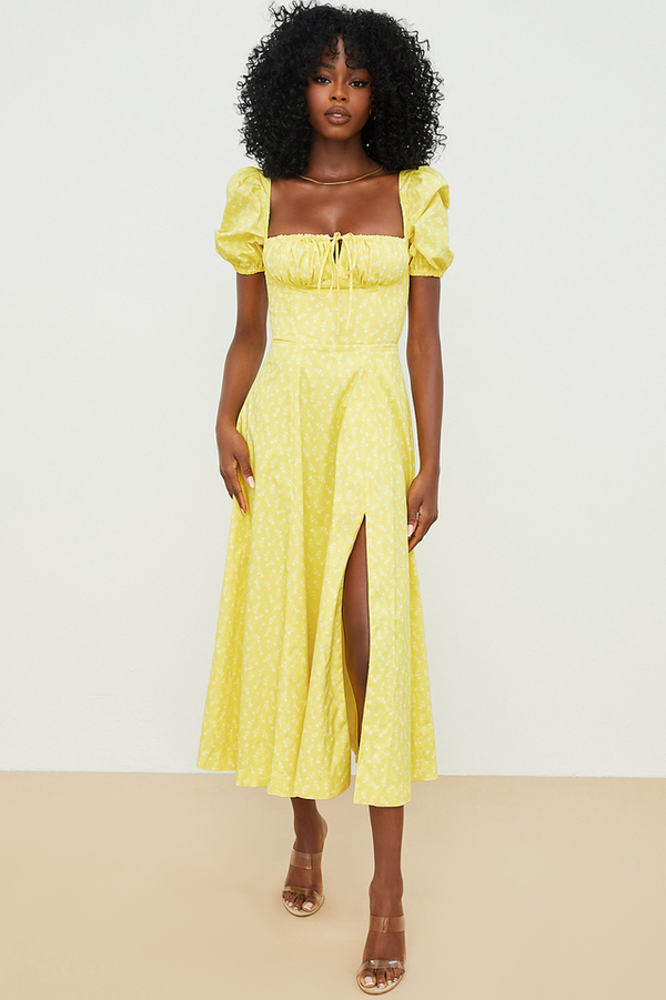D'midi-dress mit blumenmuster – stilvolles sommer-outfit für gartenpartys mit puffärmel & mieder