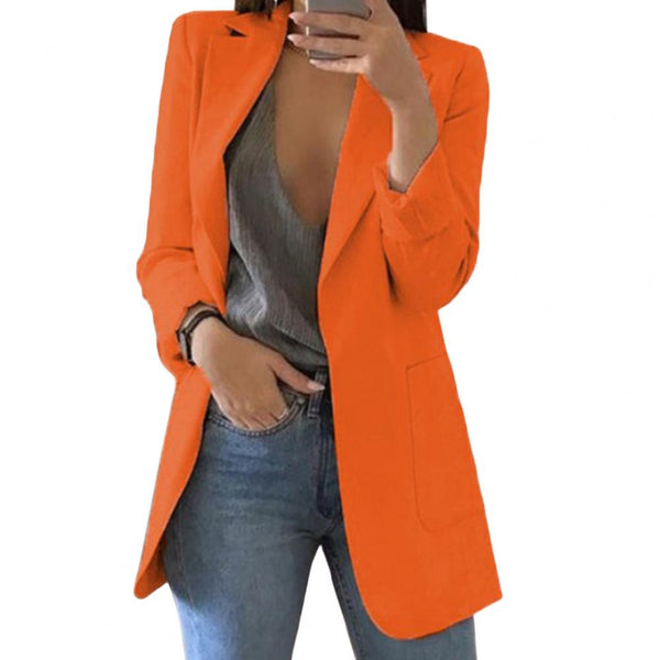 Dame’s massgeschneiderter blazer - stilvolle bürokleidung für smarte frauen