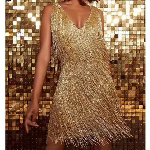 Glänzendes fransen-kleid - elegante abendmode für damen