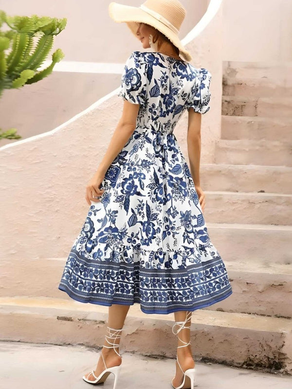 Floral muster fliessend kleid - elegante weiss-blaue damen kleid