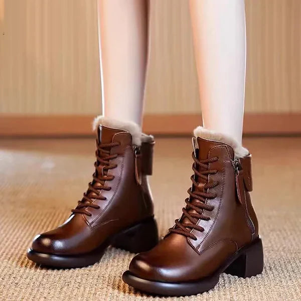 Damen Stiefelette aus Kunst – stylishe braune Schnürboots mit warmer Fütterung