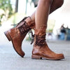 Braune Stiefeletten aus Kunst – stylische Schnürboots für Frauen