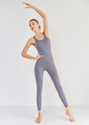 Yoga jumpsuit - stylisches graues activewear für frauen