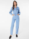 Denim jumpsuit mit klappentaschen - stylische blaue damen-overall