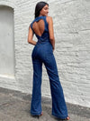 Rückenfreies jumpsuit - stylische denim outfit