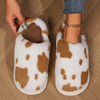 Warme Pantoffeln – Damen Hausschuhe mit Kuhmuster und Plüschfutter