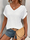 Damen weisses eyelet t-shirt - elegante v-ausschnitt bluse mit feinen details