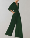 Weitgeschnittene jumpsuit - stilvolles outfit für besondere anlässe