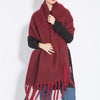 Luxuriöser schal – elegantes winteraccessoire für damen