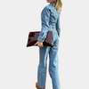 Jeans-overall - stylisches blaues damen-einzelteil
