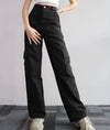 Hochgeschnittene cargo-hose - schicke utility-pants für frauen