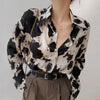 Damen chiffonbluse - elegante langarmbluse mit klassischem schwarz-beige-druck für deinen casual-look