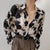 Damen chiffonbluse - elegante langarmbluse mit klassischem schwarz-beige-druck für deinen casual-look