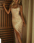 Glamouröses abendkleid - elegantes kleid mit auffälligem oberschenkel-schlitz