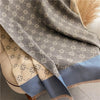 Luxuriöser poncho-schal - stilvoller damen-winterüberwurf