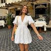 Dämmrige weisse bestickte kleid - raffinierte kurze puffärmel outfit