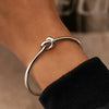 Bangle Armband – edles Knotendesign für Damen