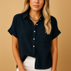 Dä leichte t-shirt mit kurzen ärmeln – lässigi bluse für de sommer