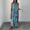 D'maxi-kleid für frauen - luftig und lässig für de summer mit lebhaftem tropische druck