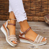 Wedge sandalen für frauen – elegante schuhe in weiss für die sommersaison – schicker auftritt für lässige und festliche anlässe