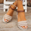 Wedge sandalen für frauen – elegante schuhe in weiss für die sommersaison – schicker auftritt für lässige und festliche anlässe