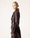 trenchcoat – bordeauxfarbener damenmantel mit gürtel