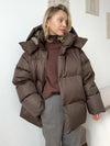 Winterjacke mit abnehmbarer kapuze – warme winddichte damenjacke im oversized design aus baum