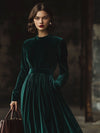 Luxuriöses samt-maxi-kleid - elegante abendmode für frauen