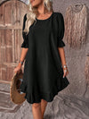 Shift-kleid - elegantes kleid für den sommer mit charmanten rüschendetails